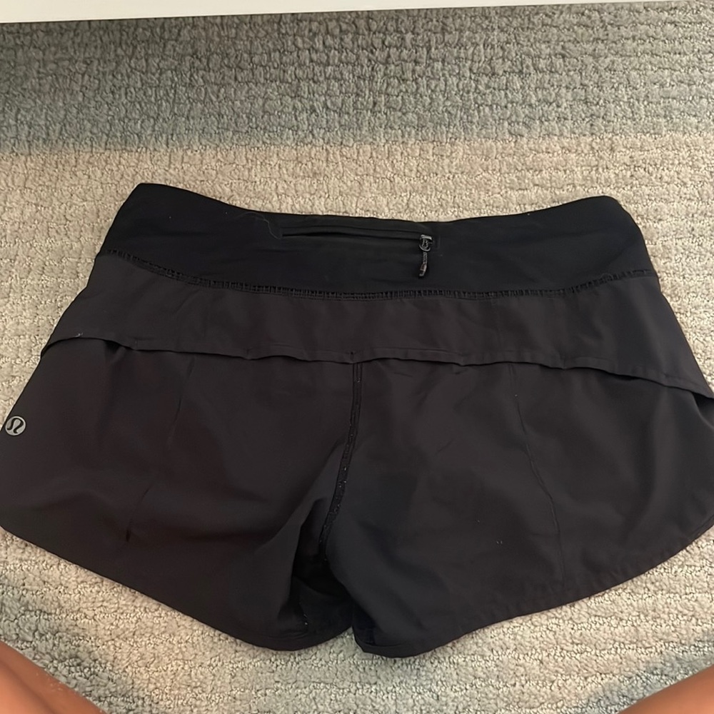 Size 4 Lululemon shorts